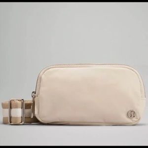 NWT Lululemon Everywhere Crossbody Bag- White Opal/ Raw Linen/White